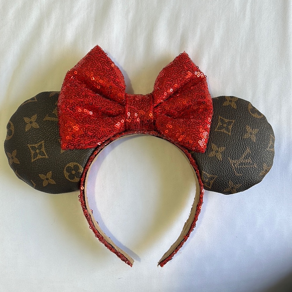 DISNEY Mickey Mouse Ears